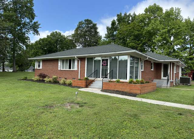 Property at 240 Joyce Ave, Lewisburg, TN 37091, 3 beds, 2 baths