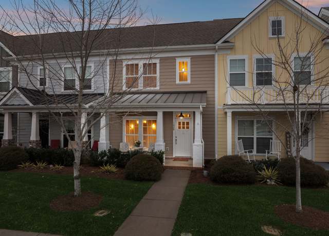 Property at 1028 Carraway Ln, Spring Hill, TN 37174, 2 beds, 2.5 baths