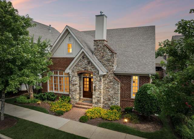 Property at 1802 Thorn Brook Ln, Franklin, TN 37064, 4 beds, 3 baths