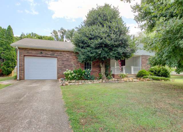 Property at 2221 Kim Dr, Clarksville, TN 37043, 3 beds, 2 baths