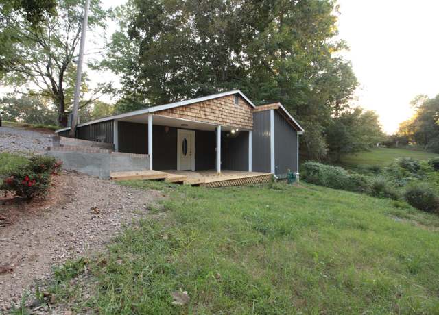 Property at 1771 Church Rd, Clarksville, TN 37040, 2 beds, 1 bath