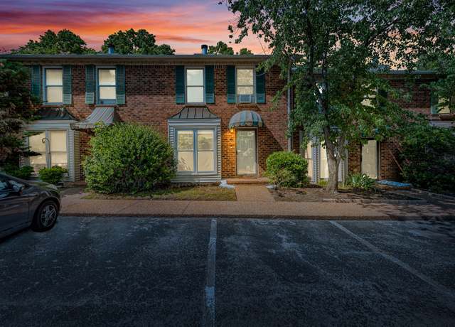 Property at 523 Williamsburg Dr, Nashville, TN 37214, 2 beds, 1.5 baths