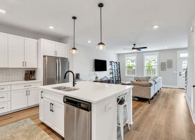 Property at 2087 Oakwood Ave Unit 12,, Nashville, TN 37207, 2 beds, 2.5 baths