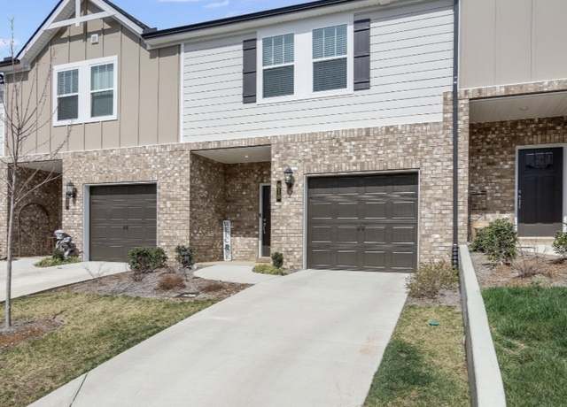 Property at 818 Arrington Way, Columbia, TN 38401, 3 beds, 2.5 baths