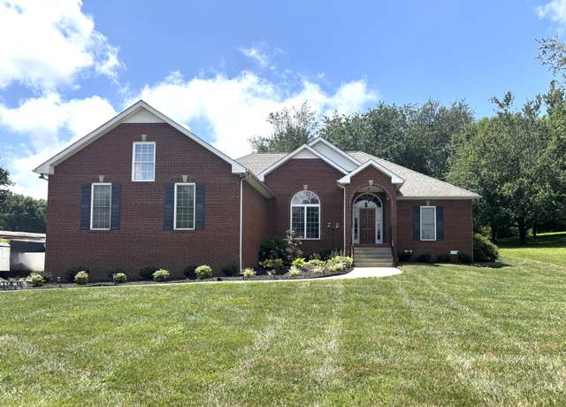 Property at 3128 Southpoint Dr, Clarksville, TN 37043, 3 beds, 2 baths