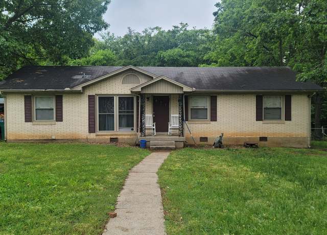 Property at 695 Douglas Ave, Lewisburg, TN 37091, 3 beds, 1 bath