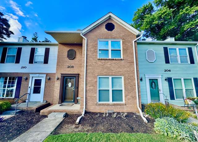 Property at 208 Richland Ave, Smyrna, TN 37167, 2 beds, 1.5 baths