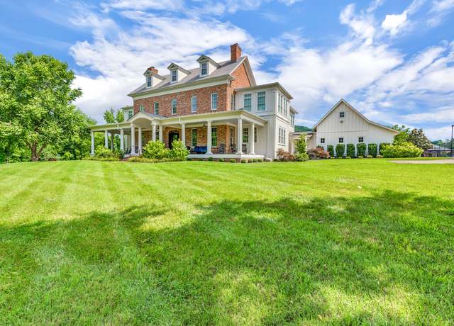 Property at 4810 Scenic Oaks Ln, Thompsons Station, TN 37179, 5 beds, 6.5 baths
