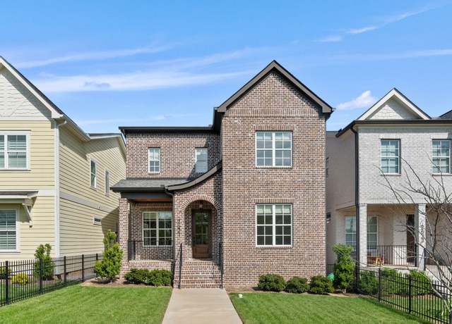 Property at 2621 Barclay Dr, Nashville, TN 37206, 4 beds, 4 baths