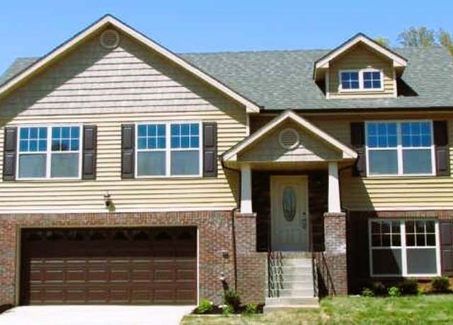 Property at 1009 Ishee Dr, Clarksville, TN 37042, 4 beds, 3 baths