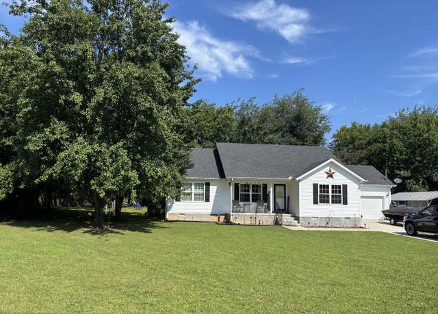 Property at 6117 Aedc Rd, Winchester, TN 37398, 3 beds, 2 baths