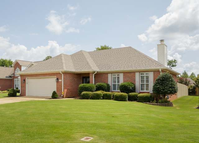 Property at 218 Breckenridge Ct, Florence, AL 35630, 2 beds, 2 baths