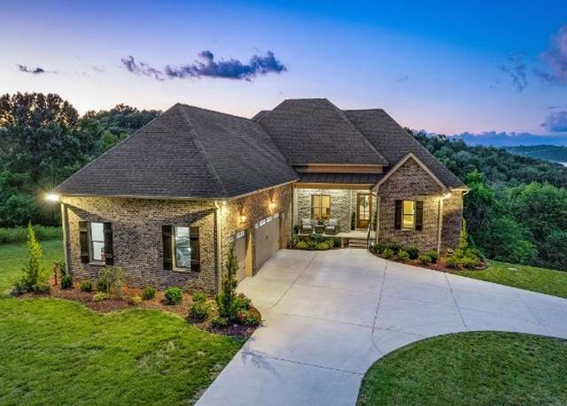 Property at 667 Rutherford Ln, Smithville, TN 37166, 4 beds, 3 baths
