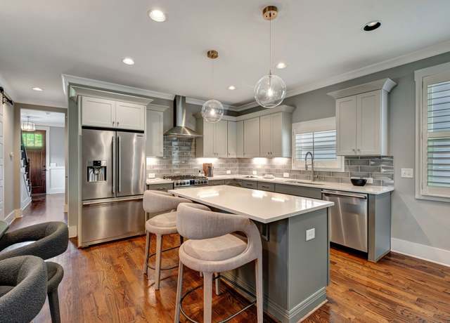 Property at 503B Acklen Park Dr, Nashville, TN 37205, 4 beds, 3 baths