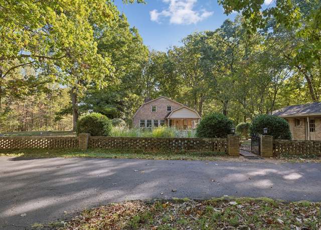 Property at 2719 Hwy 41 A South, Normandy, TN 37360, 3 beds, 2 baths