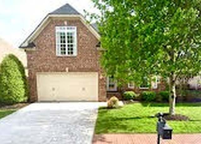 Property at 1119 Isaac Franklin Dr, Gallatin, TN 37066, 3 beds, 2 baths