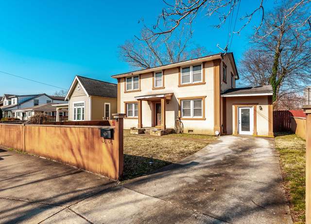 Property at 824 N 5th St, Nashville, TN 37207, 4 beds, 1.5 baths