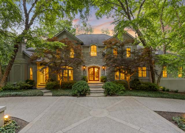Property at 7 Breckenridge, Nashville, TN 37215, 4 beds, 4.5 baths