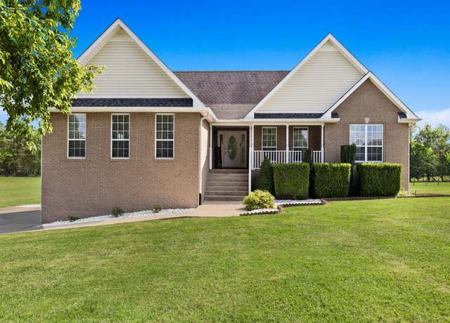 Property at 1014 Somerville Dr, Cottontown, TN 37048, 3 beds, 2 baths