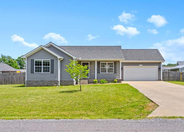 Property at 132 Fieldcrest Dr, Cadiz, KY 42211, 3 beds, 2 baths