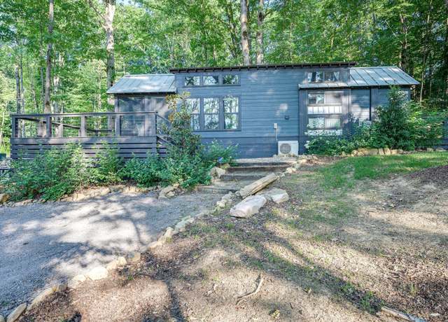 Property at 30 Oakleaf Trl, Tracy City, TN 37387, 1 bed, 1 bath