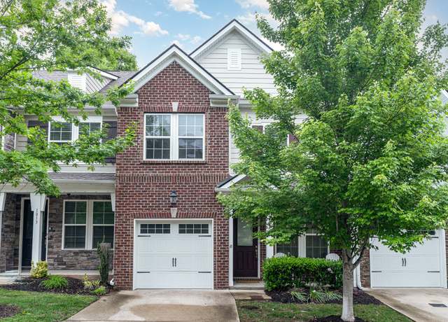 Property at 1015 Livingstone Ln, Mount Juliet, TN 37122, 3 beds, 2.5 baths