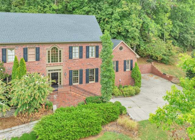 Property at 5468 Granny White Pike, Brentwood, TN 37027, 6 beds, 5 baths