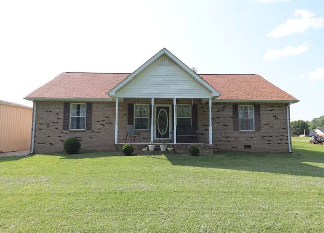 Property at 4464 Highway 52 West, Lafayette, TN 37083, 3 beds, 2 baths
