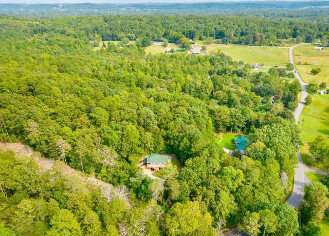 Property at 600 White Oak Rd NW, Cleveland, TN 37312, 4 beds, 2 baths