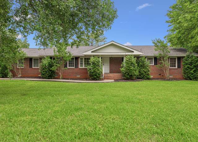 Property at 979 S Main St S, Eagleville, TN 37060, 3 beds, 2.5 baths