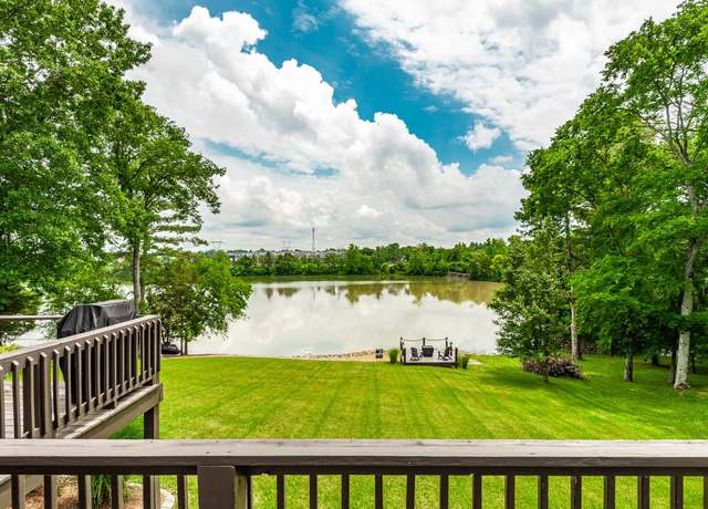 Property at 1068 Lakeland Dr, Gallatin, TN 37066, 2 beds, 2 baths