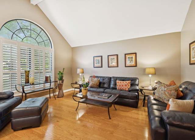 Property at 9225 Sawyer Brown Rd #9225, Nashville, TN 37221, 4 beds, 3 baths