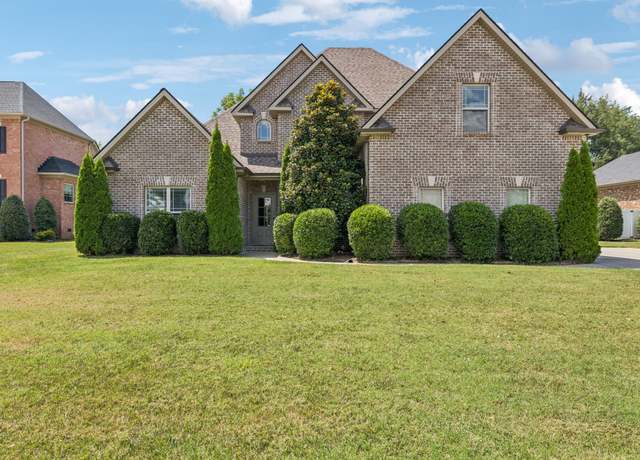 Property at 1005 Empire Blvd, Murfreesboro, TN 37130, 4 beds, 3 baths