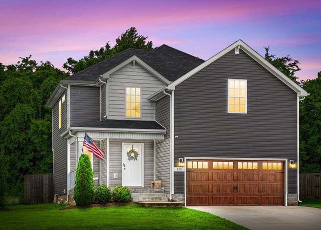 Property at 200 Sambar Dr, Clarksville, TN 37040, 4 beds, 2.5 baths