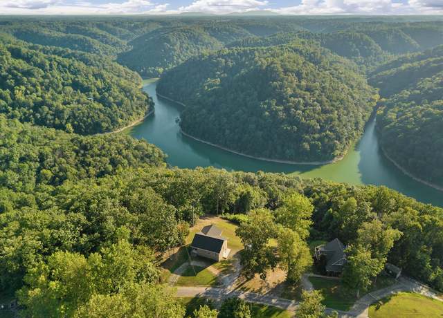 Property at 385 Oak Dr, Smithville, TN 37166, 1 bed, 2 baths