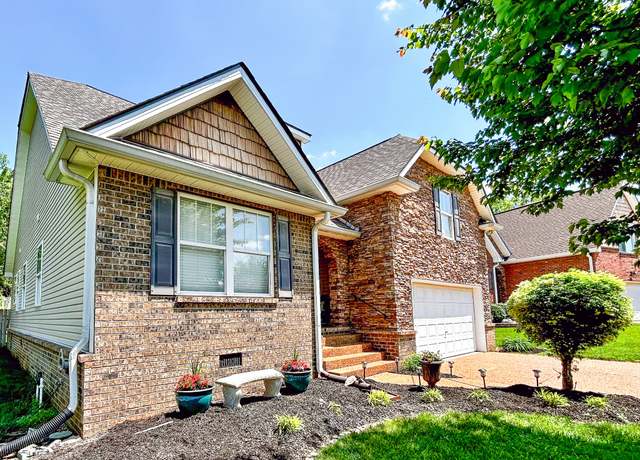 Property at 1627 Zurich Dr, Spring Hill, TN 37174, 4 beds, 2 baths