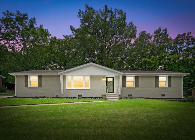Property at 128 Delaware Dr, Clarksville, TN 37042, 3 beds, 3 baths