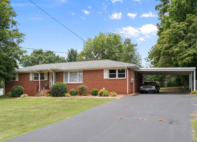 Property at 1203 Peachtree Dr, Smyrna, TN 37167, 3 beds, 2.5 baths
