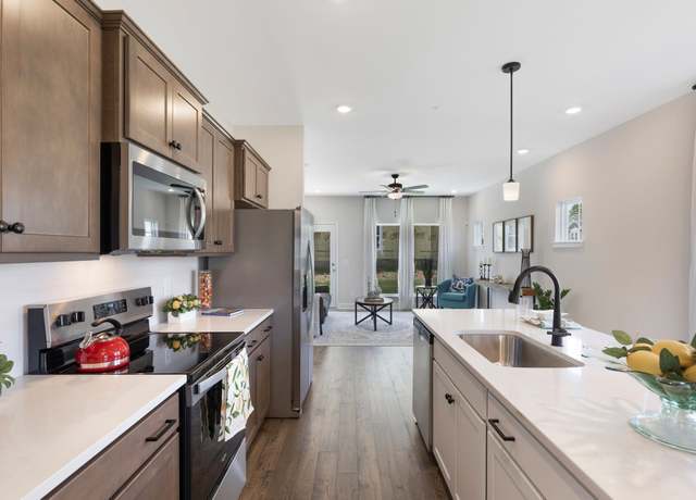 Property at 1112 June Wilde Rdg, Spring Hill, TN 37174, 3 beds, 2.5 baths