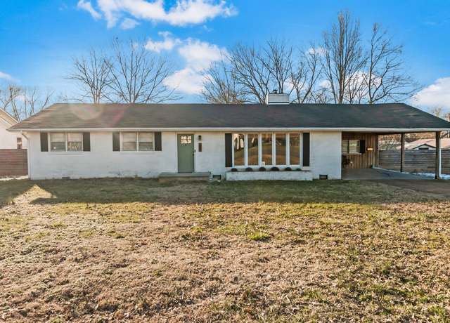 Property at 20 S Walnut St, Hohenwald, TN 38462, 4 beds, 3 baths