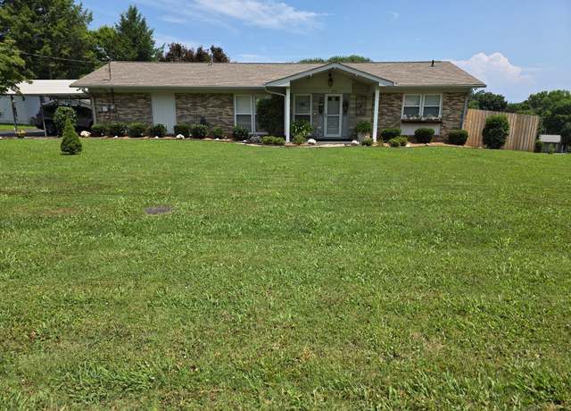 Property at 496 Sunset Dr, Sparta, TN 38583, 3 beds, 2 baths