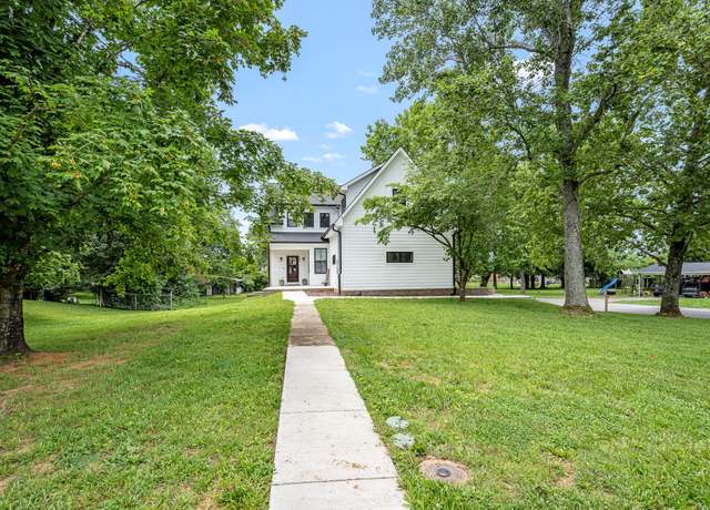 Property at 200 Blue Ribbon Pkwy, Shelbyville, TN 37160, 5 beds, 3.5 baths