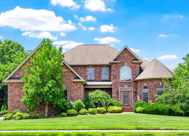 Property at 306 Gray Hawk Trl, Clarksville, TN 37043, 4 beds, 4.5 baths