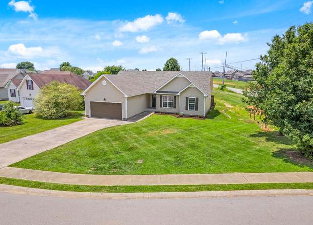 Property at 3798 Bret Dr, Clarksville, TN 37040, 4 beds, 2 baths
