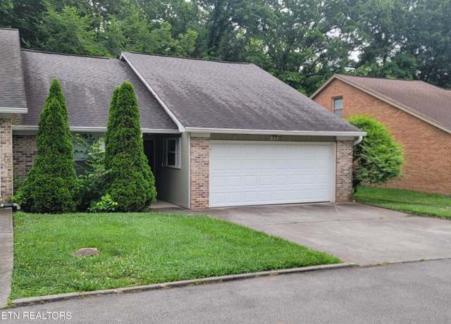 Property at 237 Camelot Ct, Knoxville, TN 37922, 3 beds, 2.5 baths