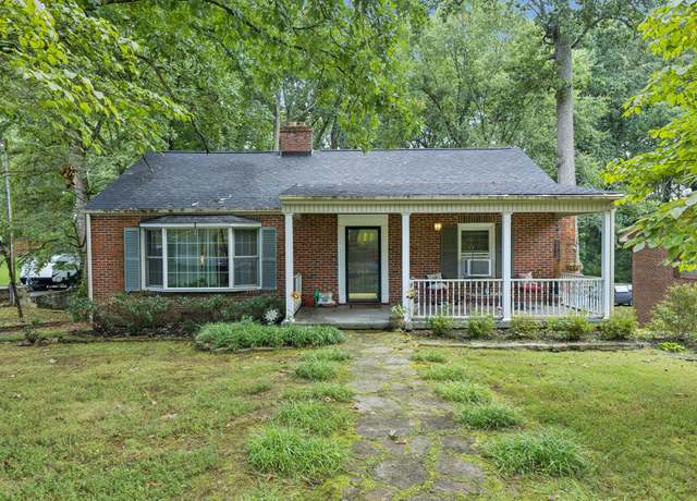 Property at 209 Ben Lomond Dr, Mcminnville, TN 37110, 4 beds, 3 baths