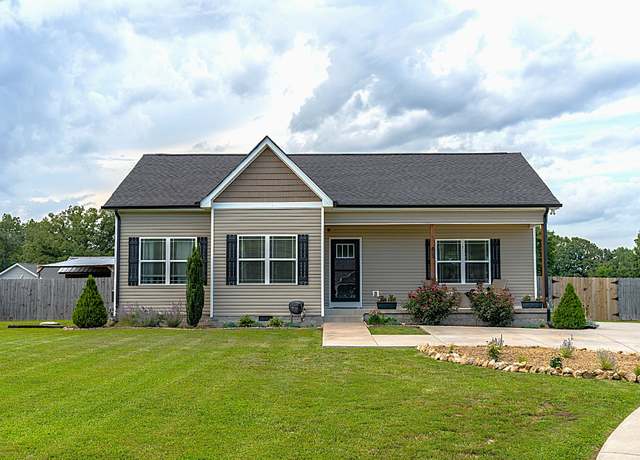 Property at 305 College St, Burns, TN 37029, 3 beds, 2 baths
