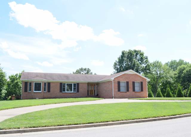 Property at 2828 Trelawny Dr, Clarksville, TN 37043, 4 beds, 2.5 baths