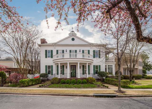 Property at 824 River Park Dr, Memphis, TN 38103, 4 beds, 4 baths