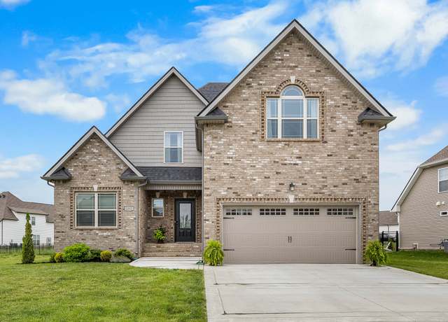 Property at 1103 Chagford Dr, Clarksville, TN 37043, 4 beds, 3 baths